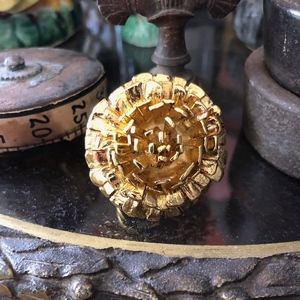 OSCAR DE LA RENTA COCKTAIL RING